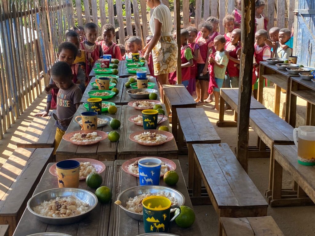 Voeding van kinderen in een landelijke school